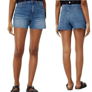 Madewell High Rise Medium Wash Denim Shorts Raw Hem Women’s Size 29
